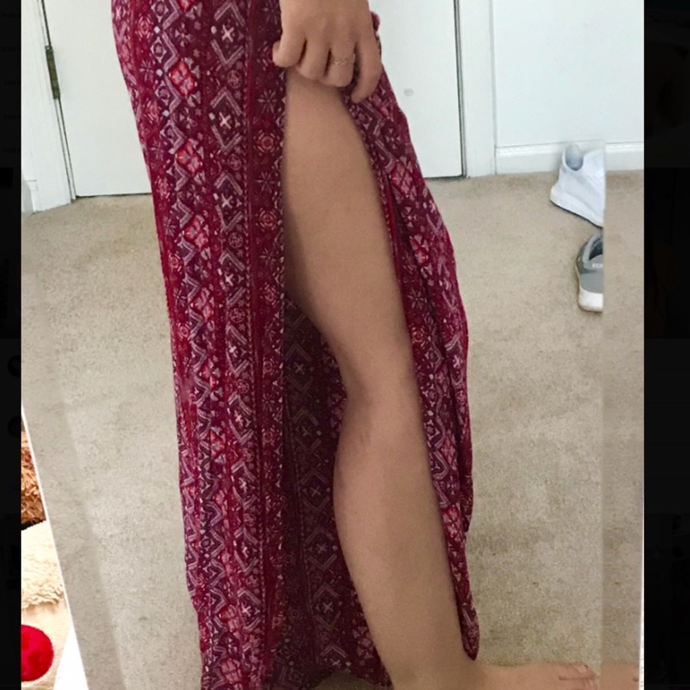Red pattern pants - Picture 3 of 4